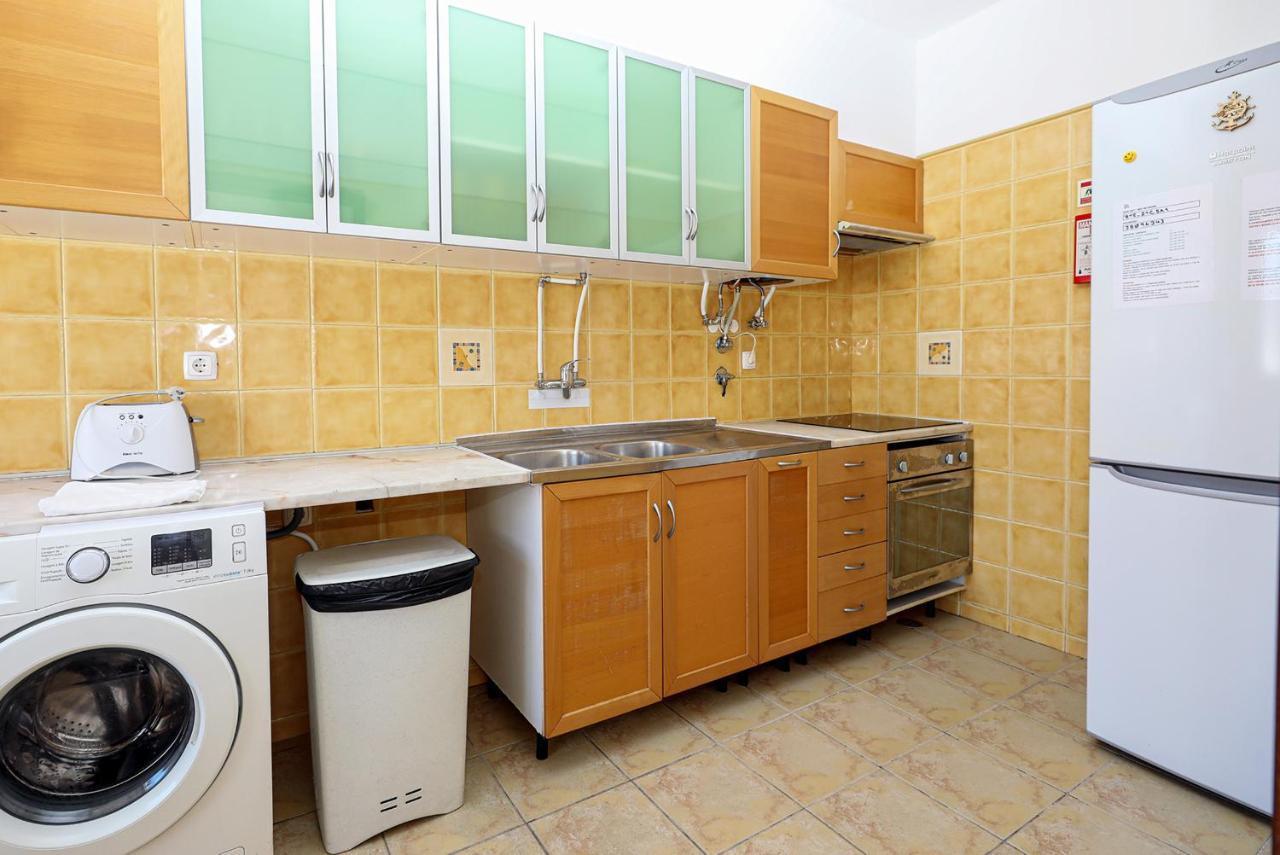 A72 - Colas Place In Lagos Apartman Kültér fotó